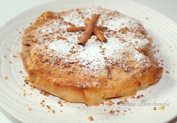 Pastilla poulet mini, moyenne ou grande demandez les tarifs ! 